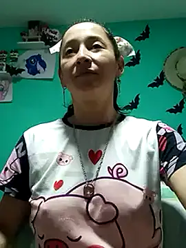 emilypoppy3 online show from 02/17/25, 01:10