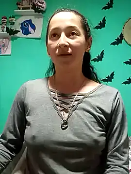 emilypoppy3 online show from 02/20/25, 06:24