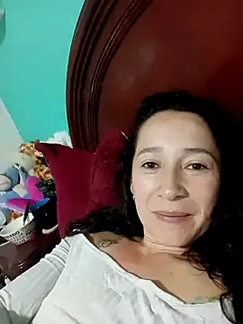 emilypoppy3 online show from 10/20/25, 02:17