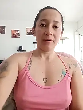 emilypoppy3 online show from 04/05/26, 01:08