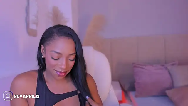 aprilebony  online show from 04/17/26, 10:51