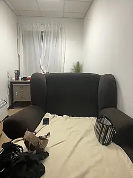 Snapshot of MaraNightmare chatting on 02/06/25, 04:58 MaraNightmare online show from 02/06/25, 04:58