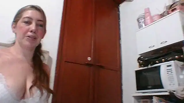 stephanie allen online show from 09/16/25, 06:25