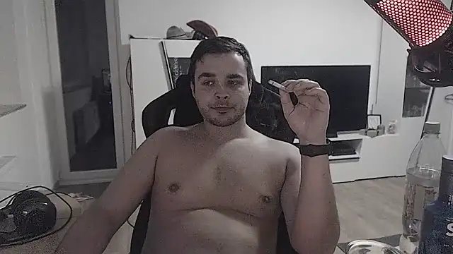 Snapshot of SharkLuigi chatting on 01/15/26, 10:02 SharkLuigi online show from 01/15/26, 10:02