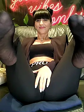 Melody87 online show from 10/12/25, 03:11