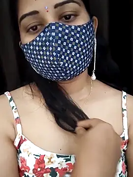 Snapshot of Angleannie chatting on 11/12/25, 10:30 Angleannie online show from 11/12/25, 10:30