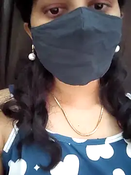 Snapshot of Angleannie chatting on 12/02/25, 04:13 Angleannie online show from 12/02/25, 04:13