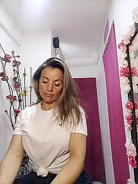 sweetfantasyy69 online show from 02/24/26, 02:42