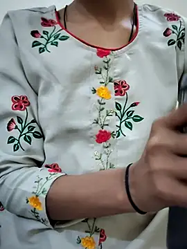 Snapshot of Kumkum_36 chatting on 02/09/25, 04:14 Kumkum 36 online show from 02/09/25, 04:14