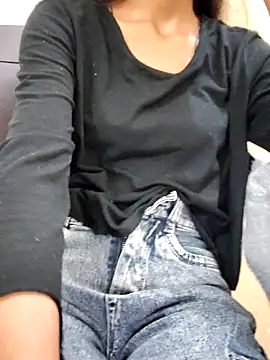 Snapshot of Kumkum_36 chatting on 02/28/25, 11:14 Kumkum 36 online show from 02/28/25, 11:14