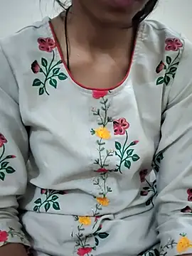 Snapshot of Kumkum_36 chatting on 03/06/25, 11:03 Kumkum 36 online show from 03/06/25, 11:03