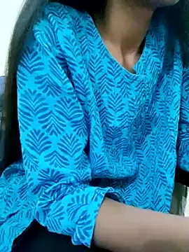 Snapshot of Kumkum_36 chatting on 03/07/25, 08:02 Kumkum 36 online show from 03/07/25, 08:02