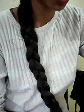 Snapshot of Kumkum_36 chatting on 03/12/25, 11:31 Kumkum 36 online show from 03/12/25, 11:31