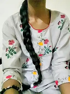 Snapshot of Kumkum_36 chatting on 03/15/25, 05:19 Kumkum 36 online show from 03/15/25, 05:19