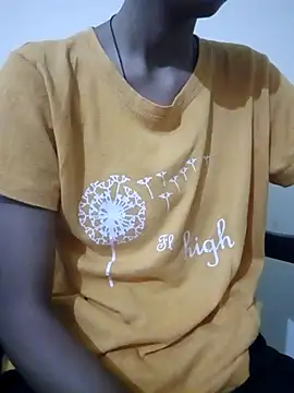 Snapshot of Kumkum_36 chatting on 09/11/25, 05:07 Kumkum 36 online show from 09/11/25, 05:07