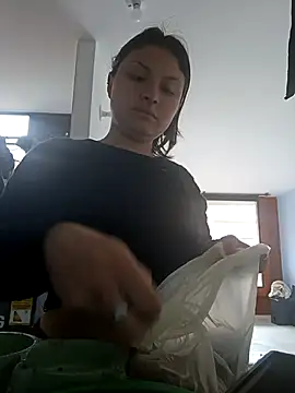 jessica gomez online show from 09/15/25, 12:49