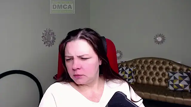 Snapshot of Lily_flower7 chatting on 01/24/25, 04:05 Lily flower7 online show from 01/24/25, 04:05