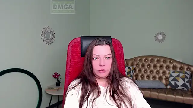 Snapshot of Lily_flower7 chatting on 01/28/25, 04:18 Lily flower7 online show from 01/28/25, 04:18