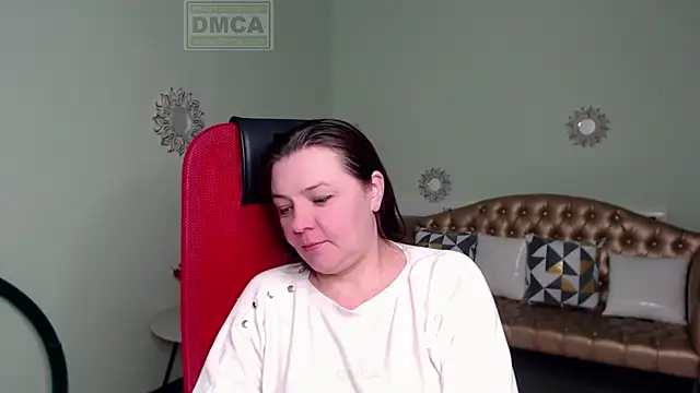 Snapshot of Lily_flower7 chatting on 02/05/25, 04:06 Lily flower7 online show from 02/05/25, 04:06