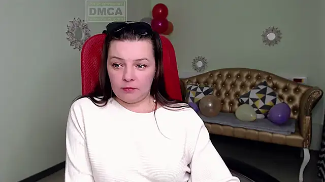 Snapshot of Lily_flower7 chatting on 02/20/25, 10:16 Lily flower7 online show from 02/20/25, 10:16