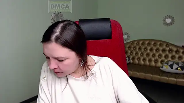 Snapshot of Lily_flower7 chatting on 03/10/25, 03:45 Lily flower7 online show from 03/10/25, 03:45