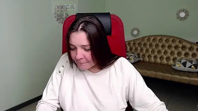 Snapshot of Lily_flower7 chatting on 03/10/25, 09:53 Lily flower7 online show from 03/10/25, 09:53