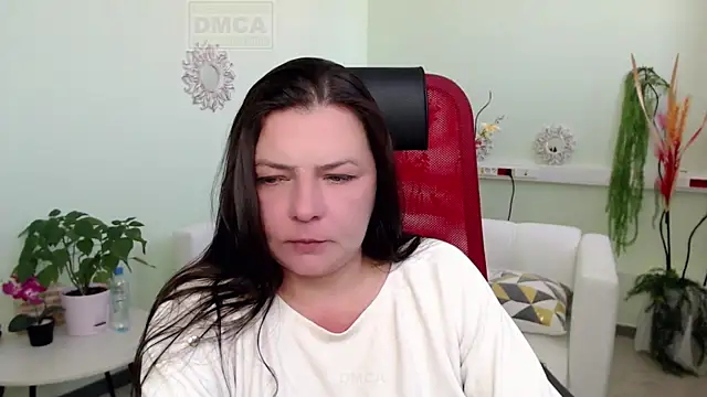 Snapshot of Lily_flower7 chatting on 10/06/25, 07:50 Lily flower7 online show from 10/06/25, 07:50