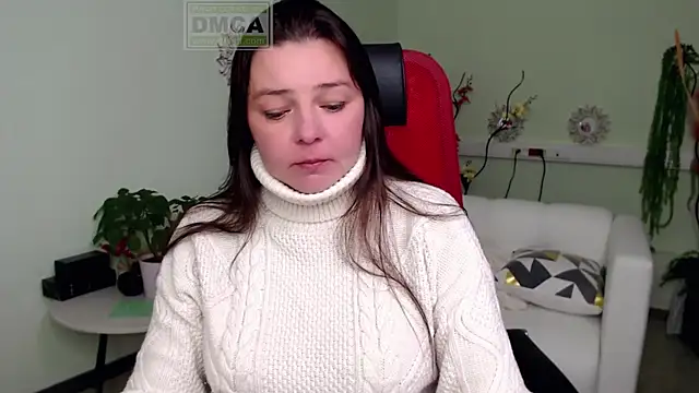 Snapshot of Lily_flower7 chatting on 10/28/25, 07:12 Lily flower7 online show from 10/28/25, 07:12