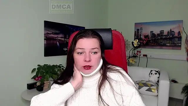 Snapshot of Lily_flower7 chatting on 11/12/25, 04:35 Lily flower7 online show from 11/12/25, 04:35