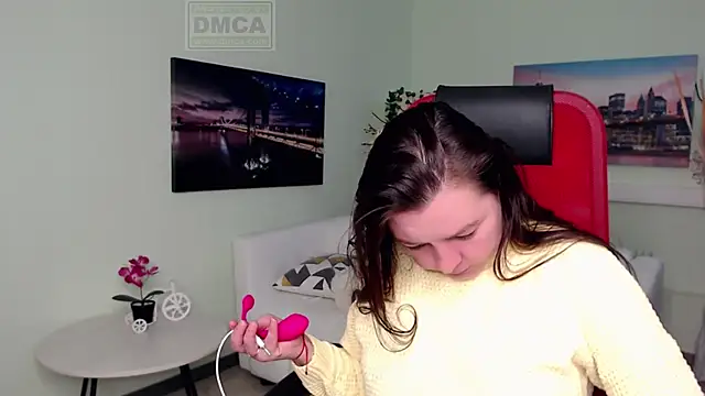 Snapshot of Lily_flower7 chatting on 12/01/25, 05:01 Lily flower7 online show from 12/01/25, 05:01