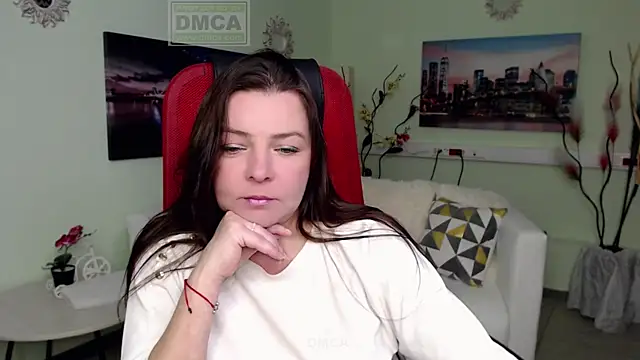 Snapshot of Lily_flower7 chatting on 12/14/25, 07:25 Lily flower7 online show from 12/14/25, 07:25