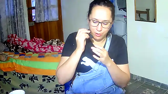 Snapshot of brittanycheeks chatting on 01/21/25, 11:02 brittanycheeks online show from 01/21/25, 11:02