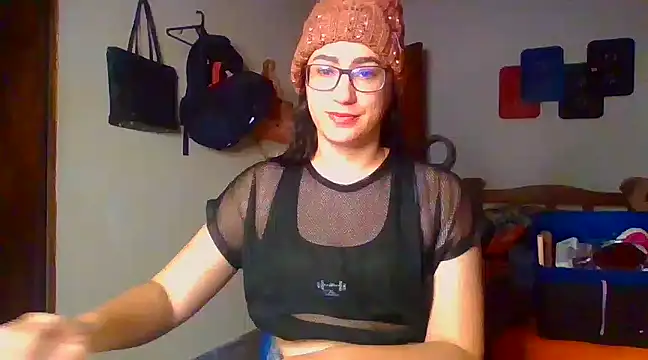 Snapshot of brittanycheeks chatting on 03/18/25, 11:31 brittanycheeks online show from 03/18/25, 11:31