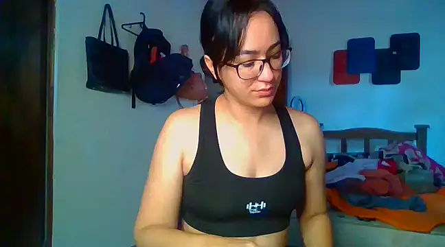 Snapshot of brittanycheeks chatting on 03/19/25, 02:46 brittanycheeks online show from 03/19/25, 02:46