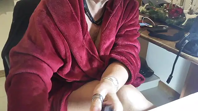 45marina45 online show from 12/14/25, 04:56