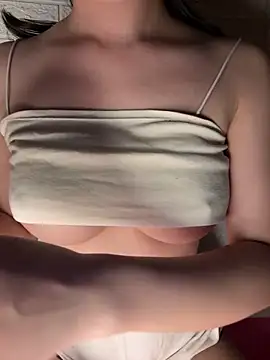 Thao-Cherry online show from 10/18/25, 11:16