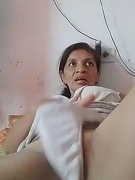 soltrinidad online show from 11/12/25, 09:03