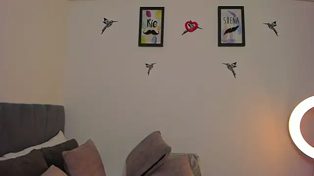 Snapshot of im_sarah34 chatting on 10/30/25, 10:21 im sarah34 online show from 10/30/25, 10:21