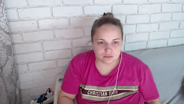 Crazyy girl  online show from 11/06/25, 03:35