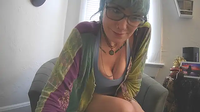 Snapshot of Emily0903 chatting on 06/28/26, 11:49 Emily0903 online show from 06/28/26, 11:49