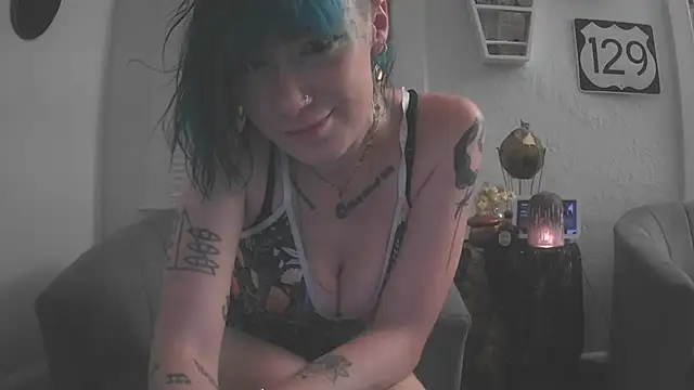 Snapshot of Emily0903 chatting on 07/02/26, 04:40 Emily0903 online show from 07/02/26, 04:40