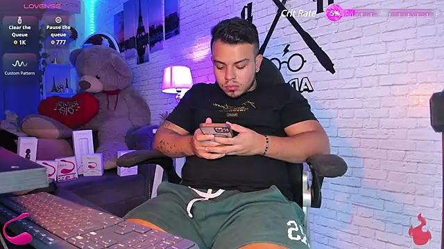 Naughty Charly online show from 02/15/25, 09:26