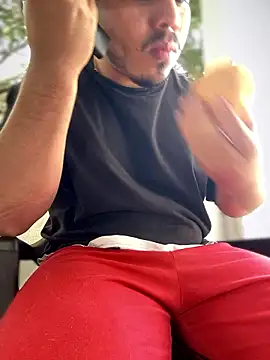 Naughty Charly online show from 01/08/26, 06:21