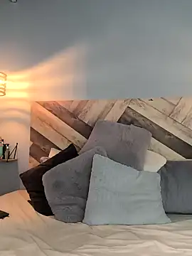 EmmilyBrant online show from 12/31/24, 09:50