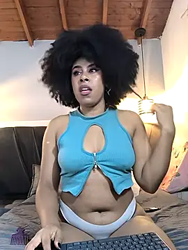 Snapshot of EmmilyBrant chatting on 04/28/26, 03:33 EmmilyBrant online show from 04/28/26, 03:33