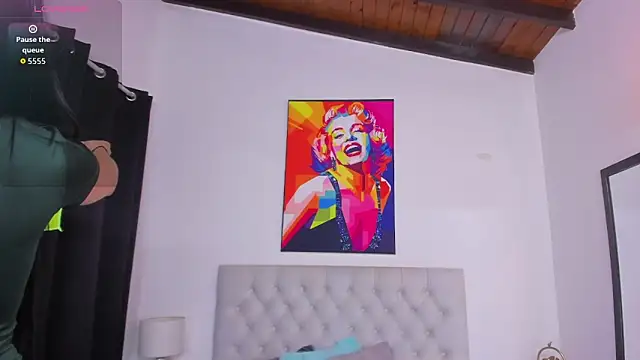 KristalFoxx online show from 11/11/25, 09:59