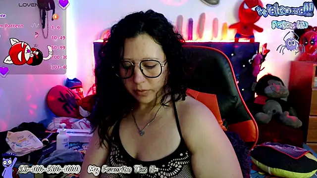 Snapshot of Bigsexycat chatting on 02/09/25, 05:19 Bigsexycat online show from 02/09/25, 05:19