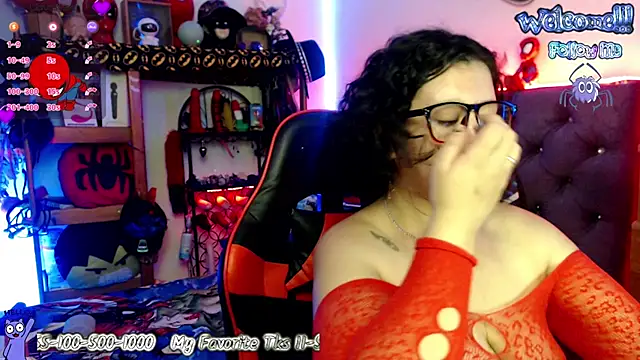 Snapshot of Bigsexycat chatting on 03/04/25, 05:11 Bigsexycat online show from 03/04/25, 05:11