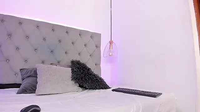 Snapshot of AnnPrices chatting on 01/26/25, 01:15 AnnPrices online show from 01/26/25, 01:15