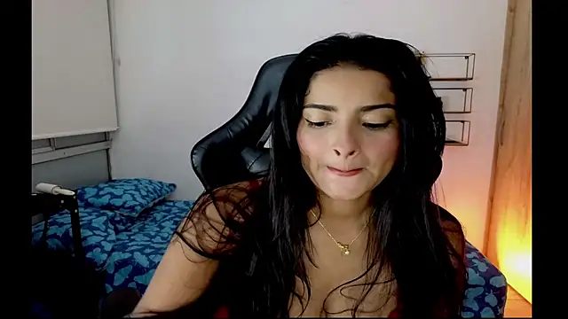 Yues050600 online show from 05/22/26, 01:13